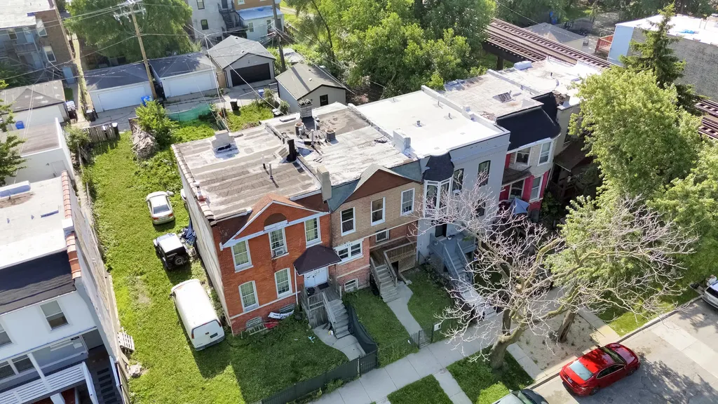 1935 South Christiana Avenue Chicago IL 60623