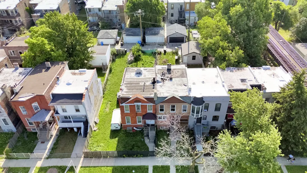 1935 South Christiana Avenue Chicago IL 60623