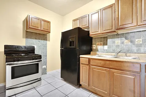 1935 South Christiana Avenue Chicago IL 60623
