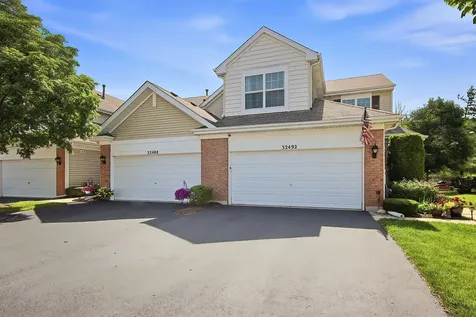 32492 North Rushmore Avenue Lakemoor IL 60051