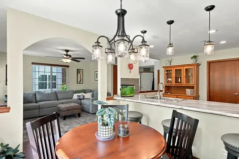 32492 North Rushmore Avenue Lakemoor IL 60051
