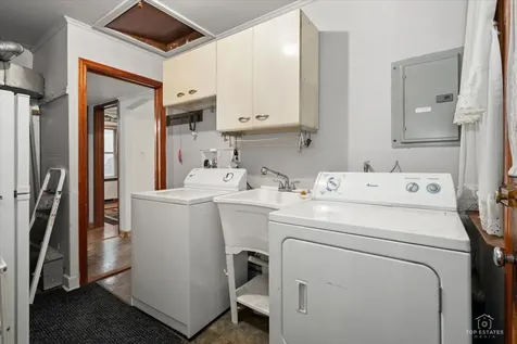 2212 West Street River Grove IL 60171