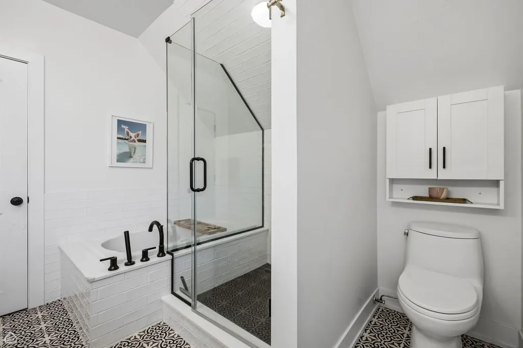 3038 West Diversey Avenue Chicago IL 60647