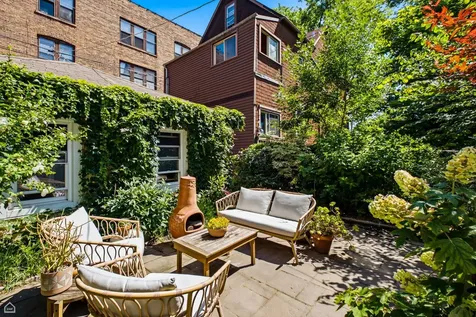 3038 West Diversey Avenue Chicago IL 60647