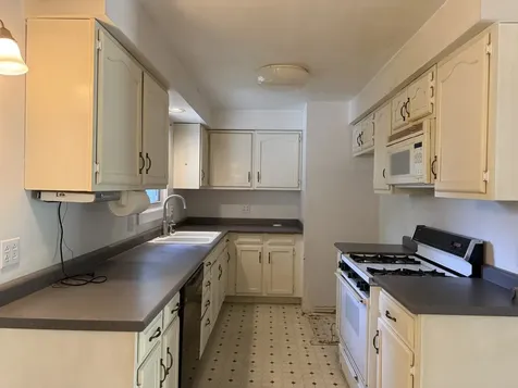612 Ellis Avenue Rockford IL 61103