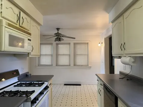 612 Ellis Avenue Rockford IL 61103