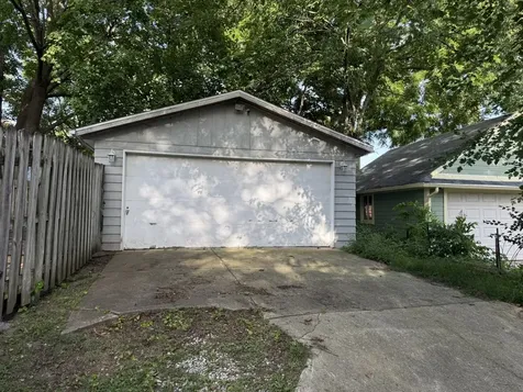 612 Ellis Avenue Rockford IL 61103