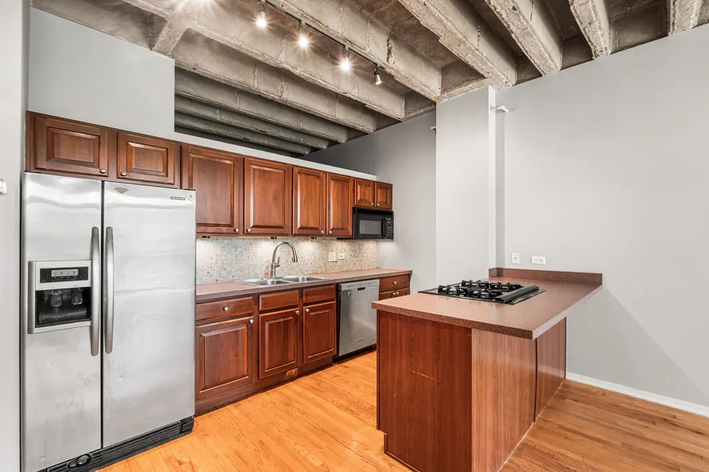 811 South Lytle Street Chicago IL 60607