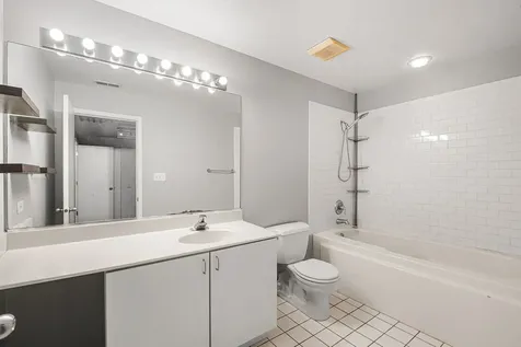 811 South Lytle Street Chicago IL 60607