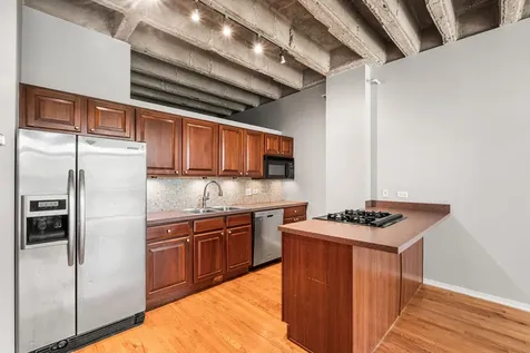 811 South Lytle Street Chicago IL 60607