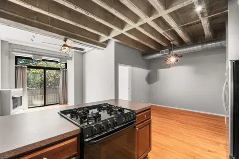 811 South Lytle Street Chicago IL 60607
