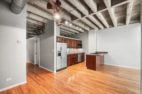 811 South Lytle Street Chicago IL 60607