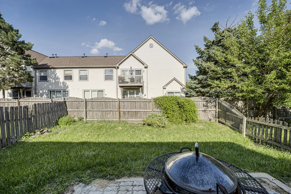 2884 Cedar Glade Drive Naperville IL 60564