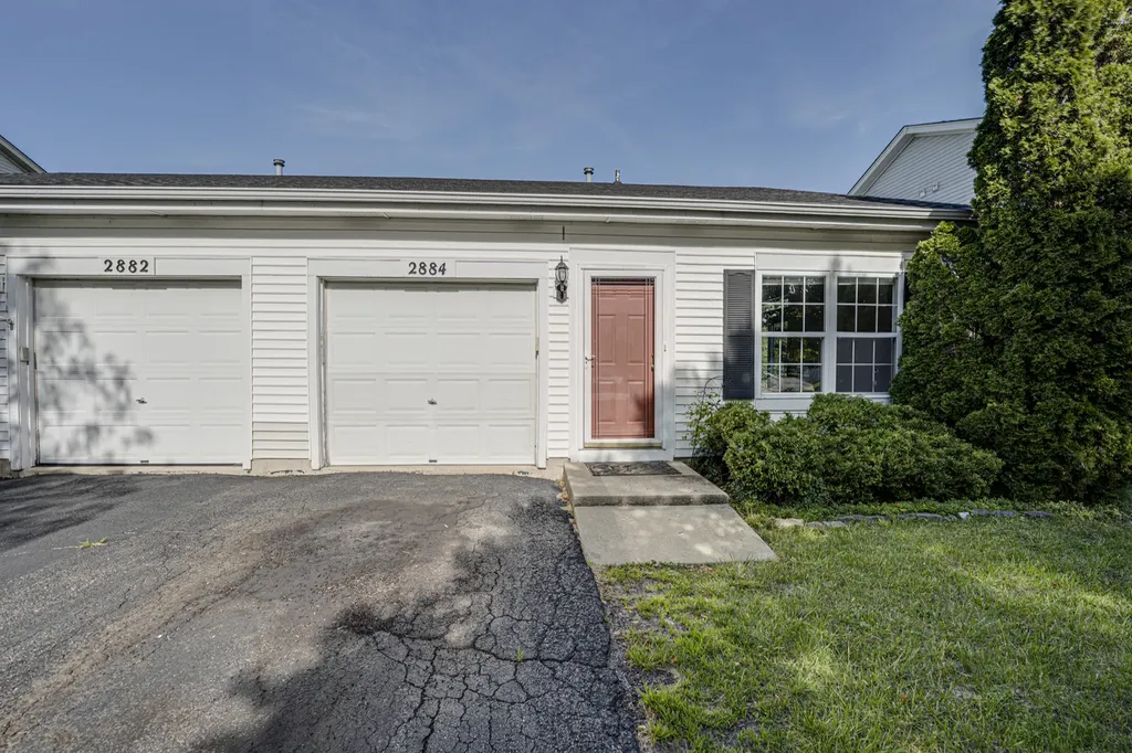 2884 Cedar Glade Drive Naperville IL 60564