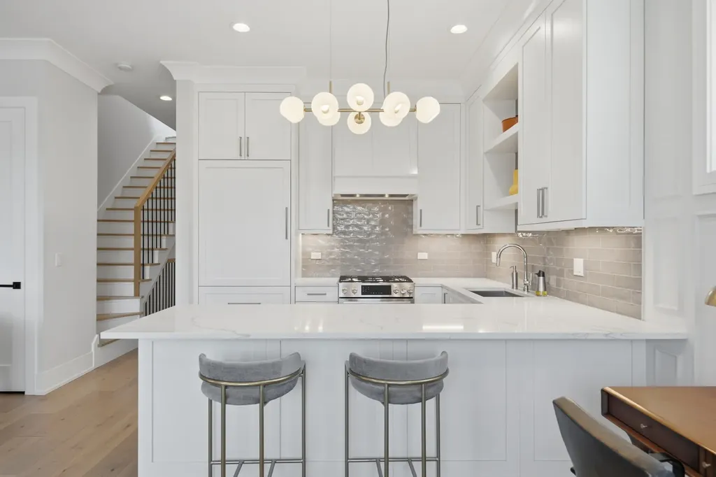 1145 West Addison Street Chicago IL 60613