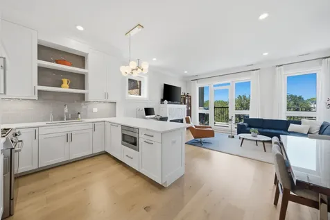 1145 West Addison Street Chicago IL 60613