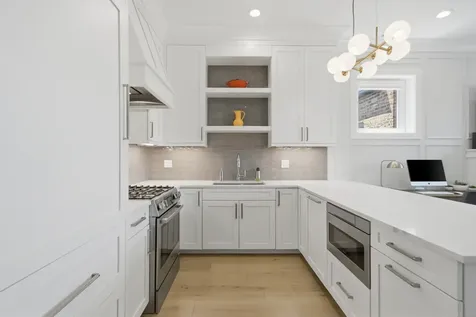 1145 West Addison Street Chicago IL 60613