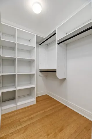 202 East Walton Place Chicago IL 60611