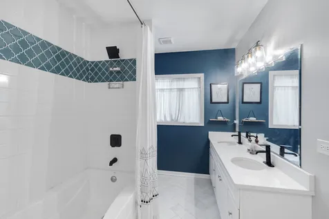 1501 Sunnyside Beach Drive Mchenry IL 60051