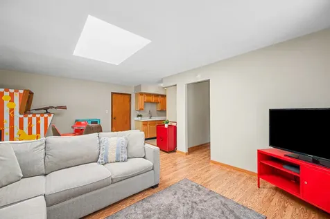 21W715 Glen Valley Drive Glen Ellyn IL 60137
