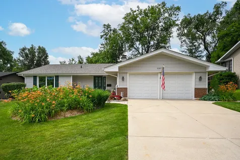 21W715 Glen Valley Drive Glen Ellyn IL 60137
