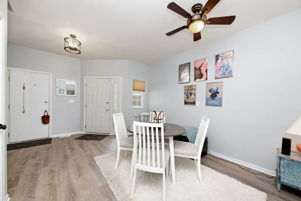 3069 Autumn Lake Drive Aurora IL 60504