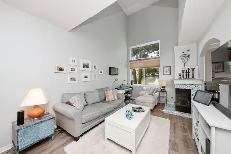 3069 Autumn Lake Drive Aurora IL 60504