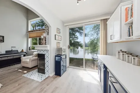 3069 Autumn Lake Drive Aurora IL 60504