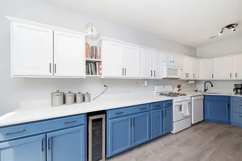 3069 Autumn Lake Drive Aurora IL 60504