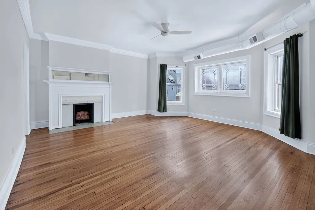 4541 South Forrestville Avenue Chicago IL 60653
