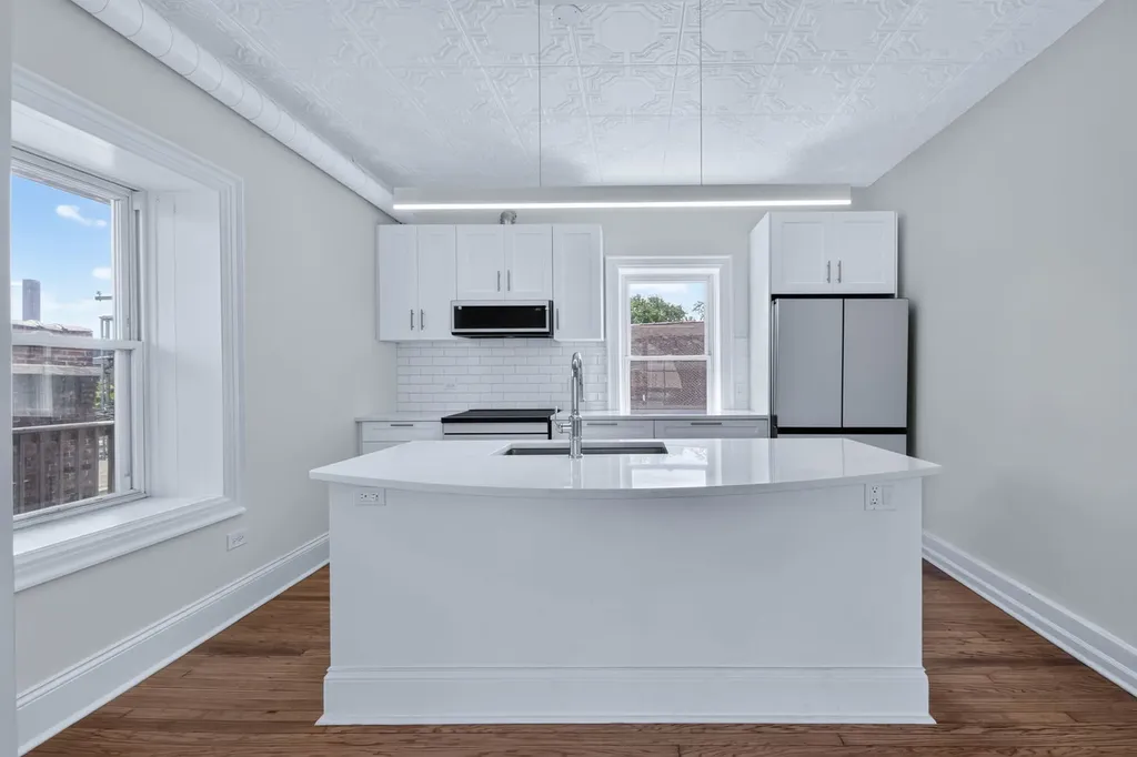 4541 South Forrestville Avenue Chicago IL 60653