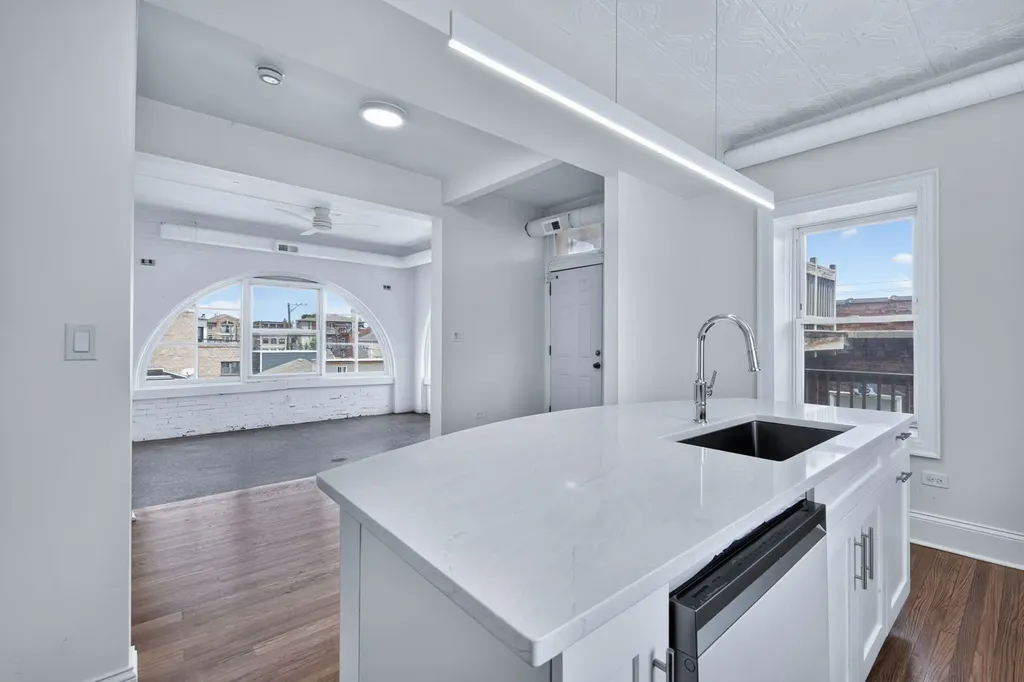 4541 South Forrestville Avenue Chicago IL 60653
