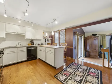 312 Brookdale Drive Bloomingdale IL 60108