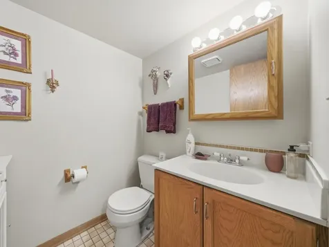 312 Brookdale Drive Bloomingdale IL 60108