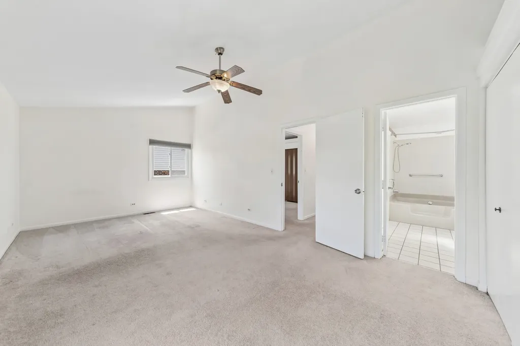 9 Morningside Drive Roselle IL 60172