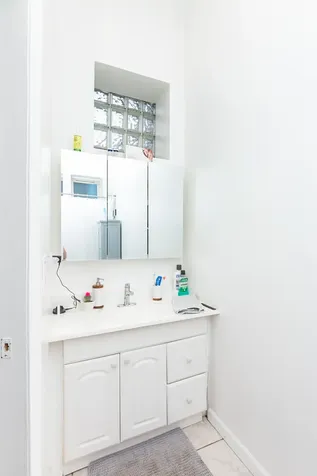 1350 North Wolcott Avenue Chicago IL 60622