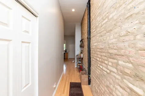 1350 North Wolcott Avenue Chicago IL 60622