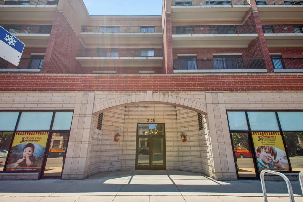 3125 West Fullerton Avenue Chicago IL 60647