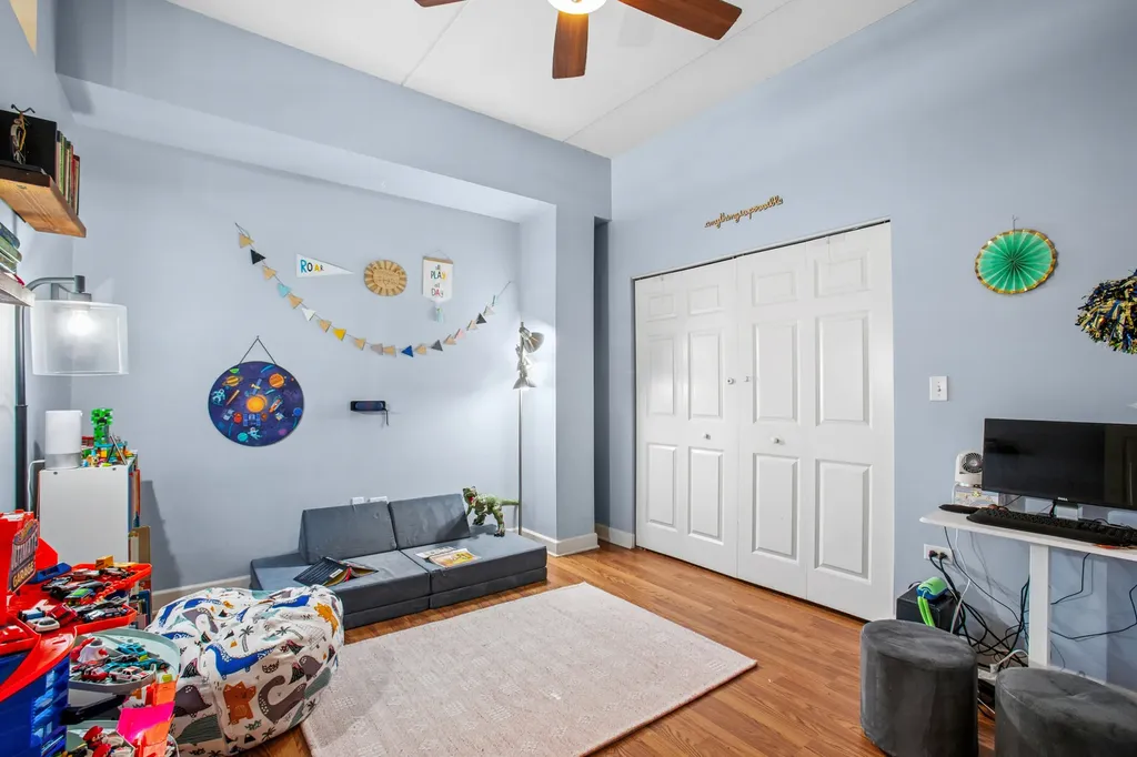 3125 West Fullerton Avenue Chicago IL 60647