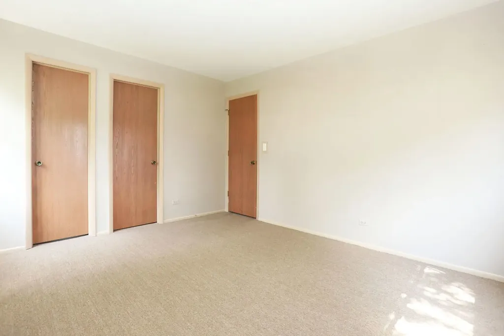1 Trails Drive Schaumburg IL 60194