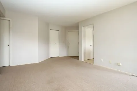 1 Trails Drive Schaumburg IL 60194