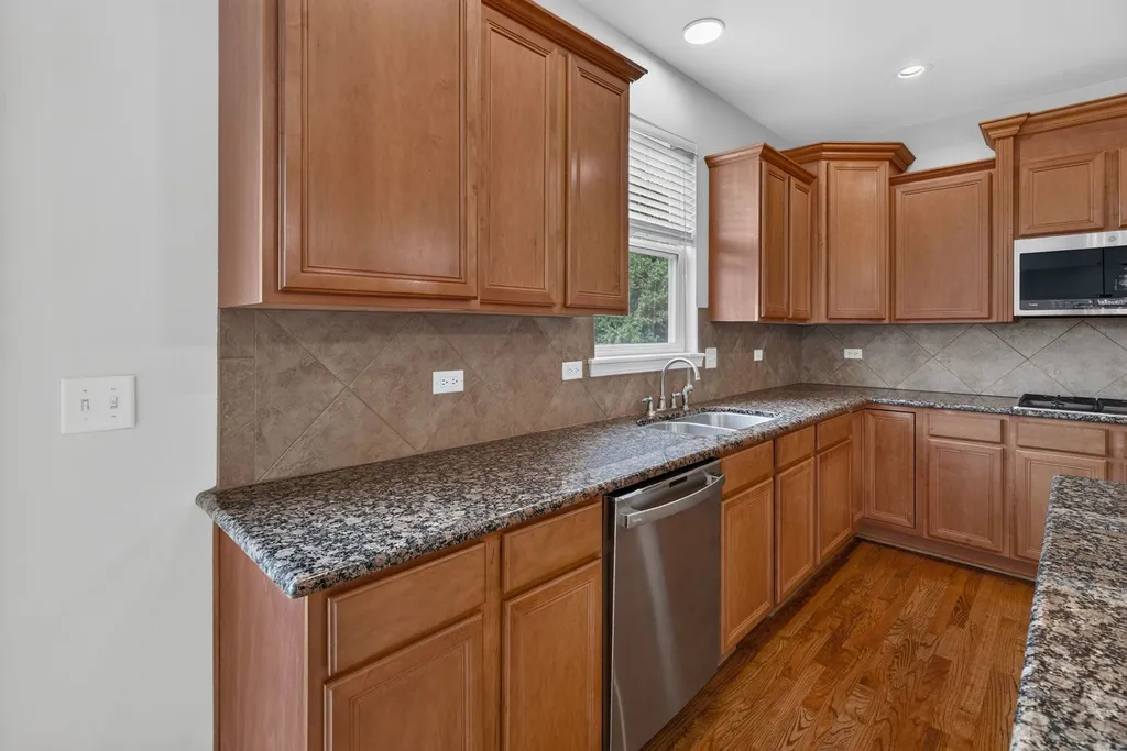 16055 Selfridge Circle Plainfield IL 60586