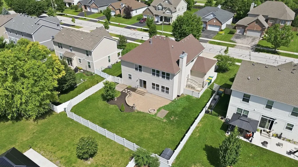 16055 Selfridge Circle Plainfield IL 60586