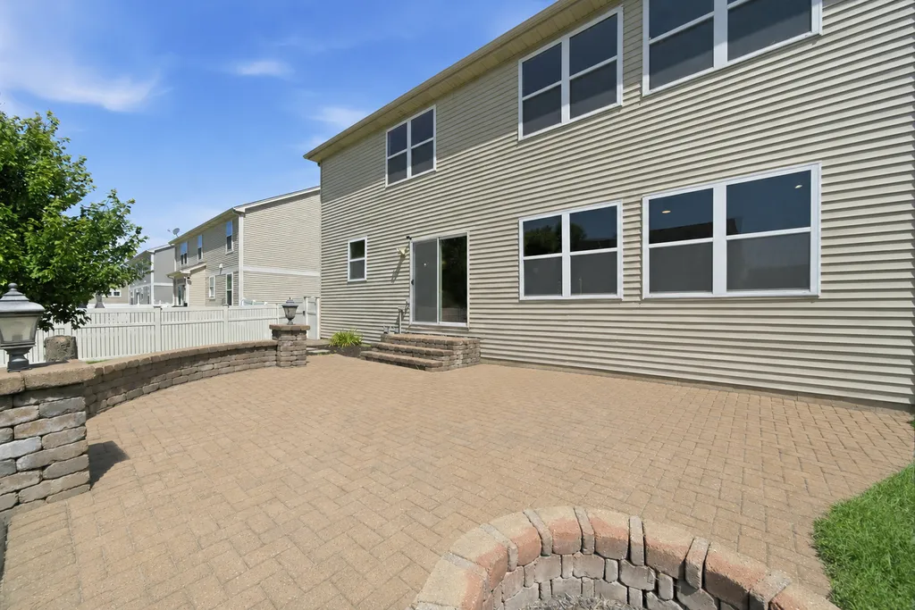 16055 Selfridge Circle Plainfield IL 60586
