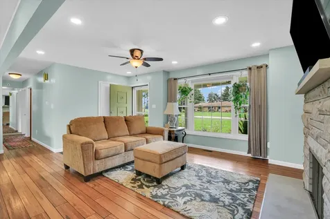 601 West Woodyard Avenue Ridge Farm IL 61870