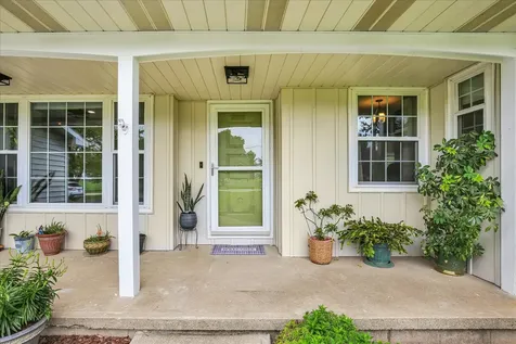 601 West Woodyard Avenue Ridge Farm IL 61870