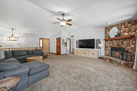 7585 Derby Close Caledonia IL 61011