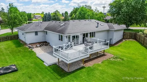 7585 Derby Close Caledonia IL 61011