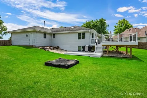 7585 Derby Close Caledonia IL 61011