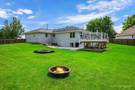 7585 Derby Close Caledonia IL 61011